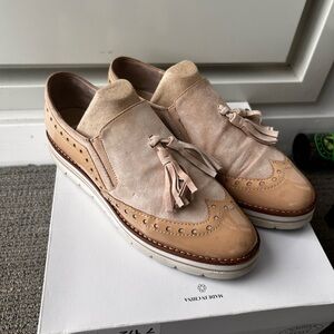 Dune London Women's Cream and Tan Tassel Loafers